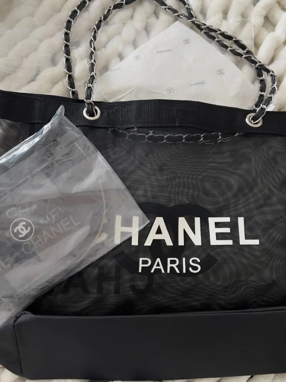 CHANEL channel mesh