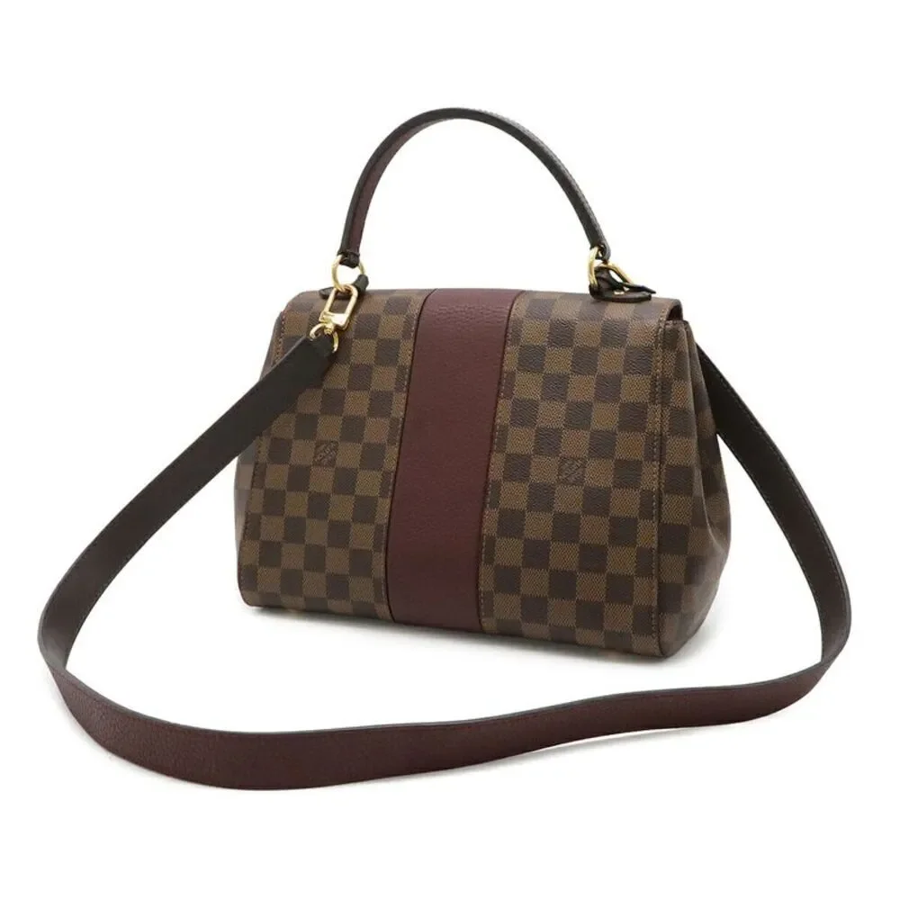 Louis Vuitton delivery duty