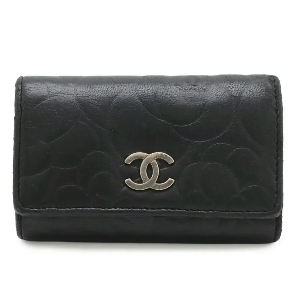 Chanel Camellia Coco 6-Key Case