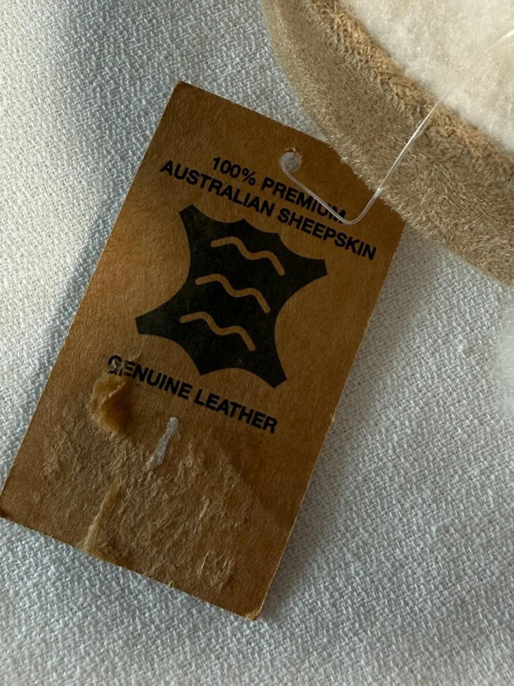 Lamo nwt sheepskin