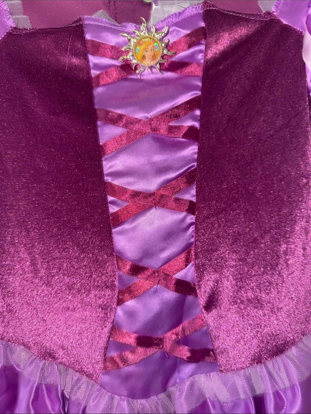 Disguise seam wear satin