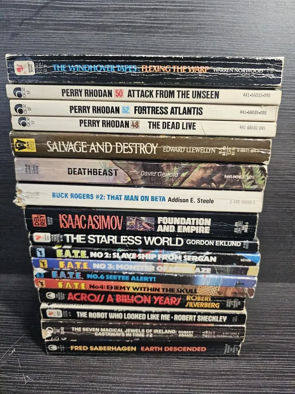 Lot of 17 Sci-Fi Fantasy Paperback Books F.A.T.E - Perry Rhodan - Isaac Asimov