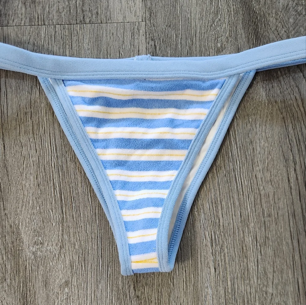 Frankies Bikinis chic bikini
