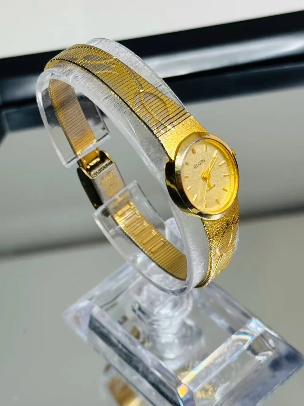 Elgin this watch