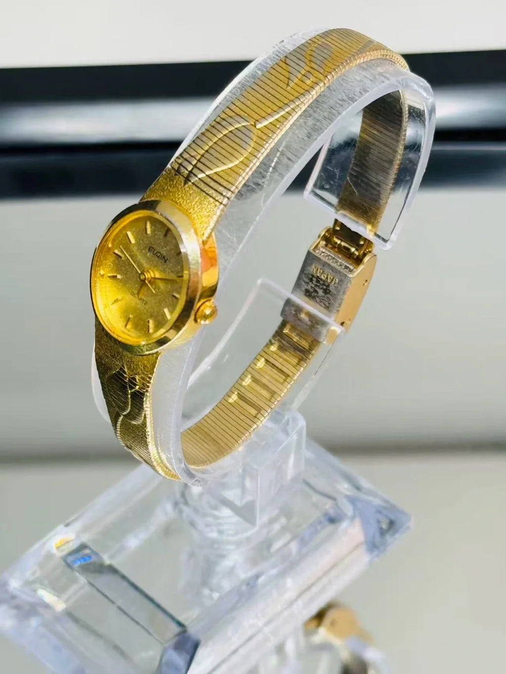Elgin this watch
