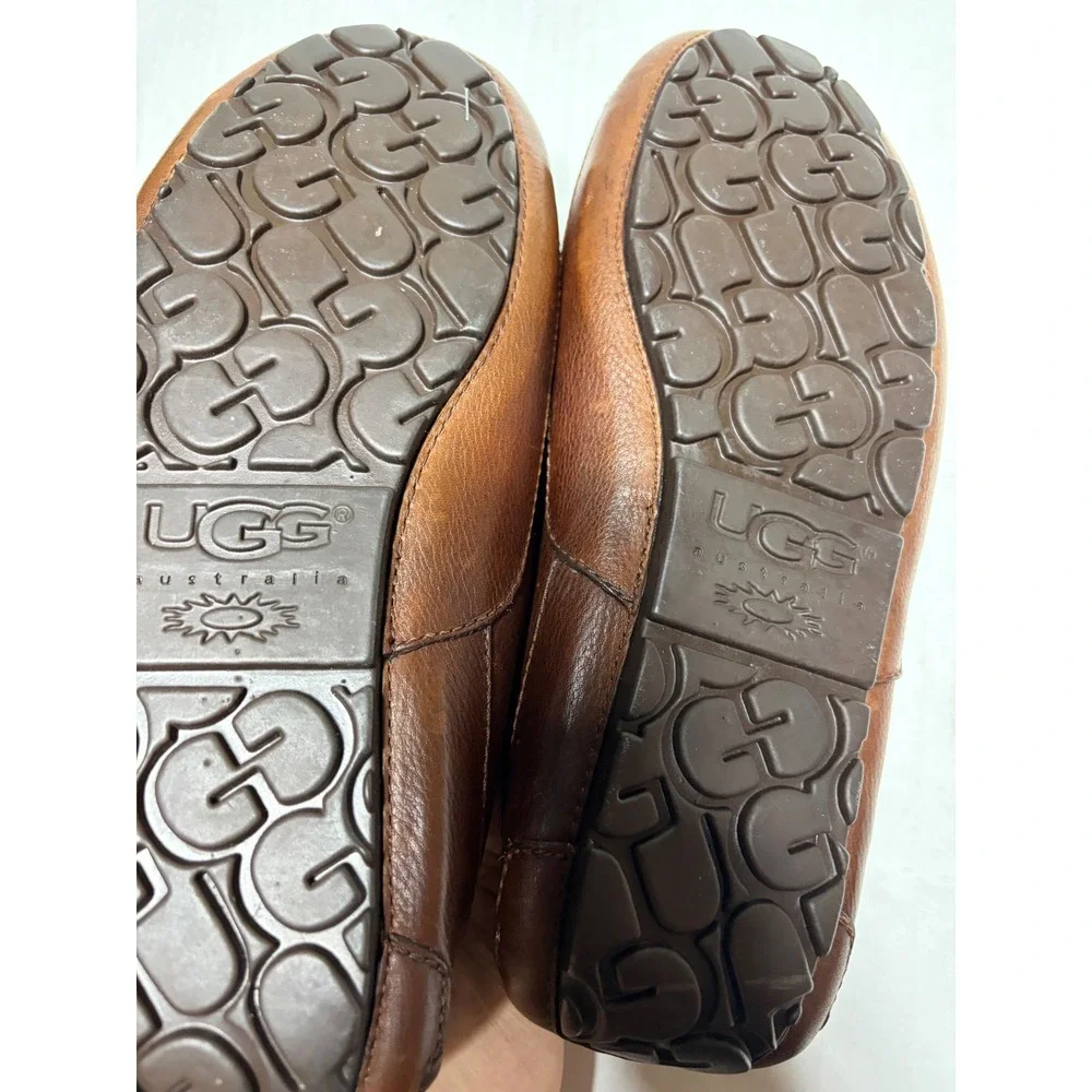 UGG ascot leather