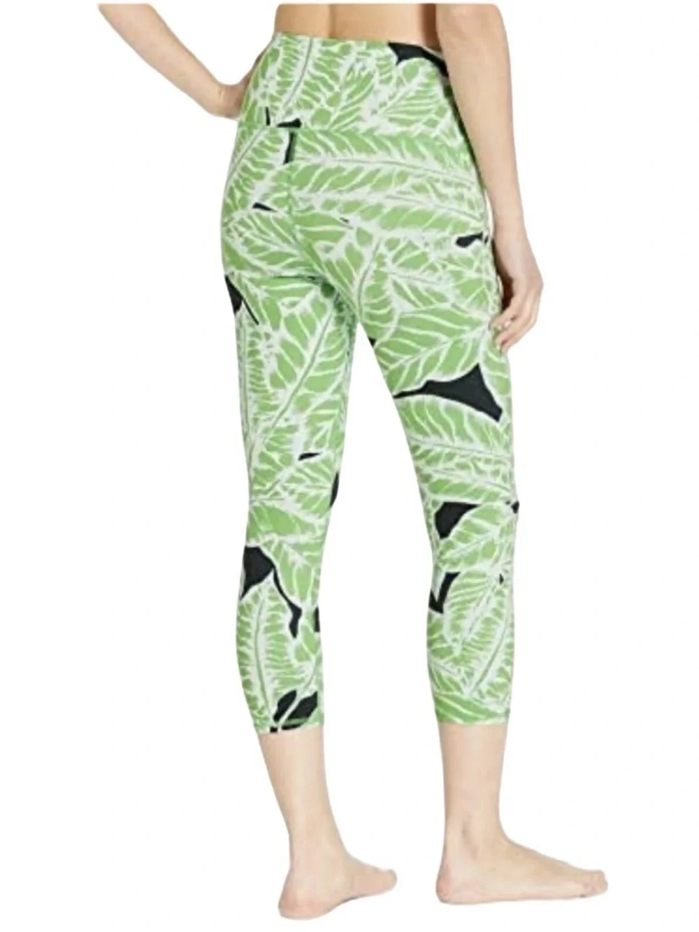 ALO Yoga design features