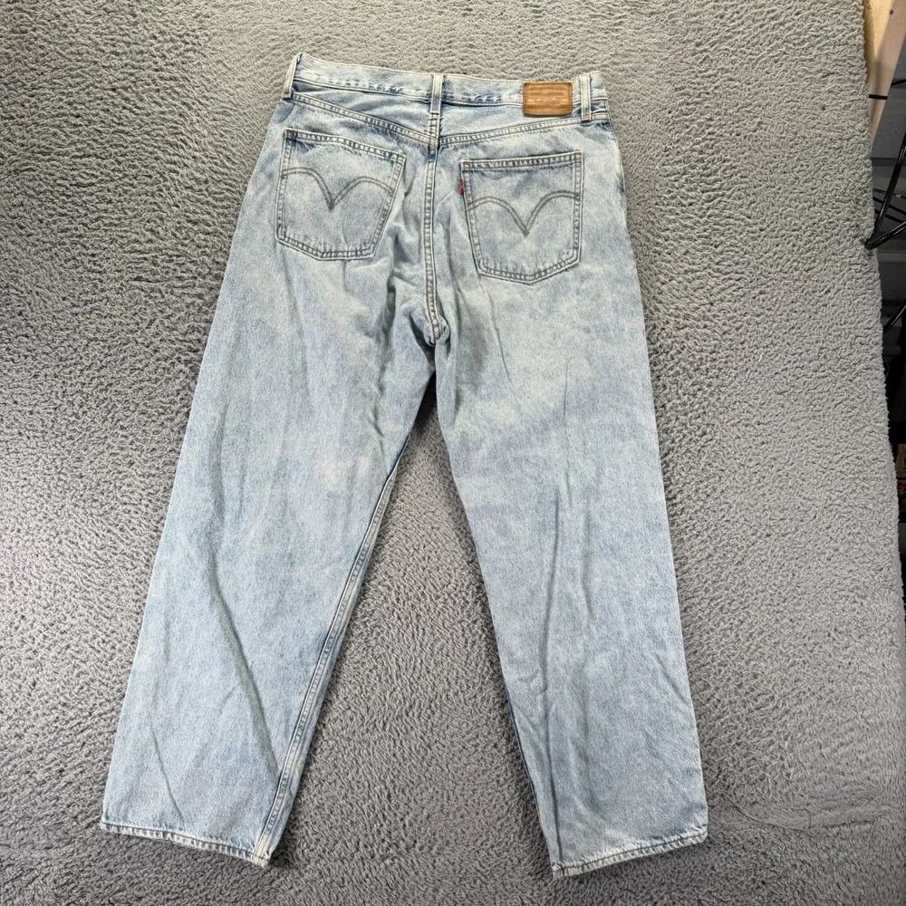 Levis there discrepancy