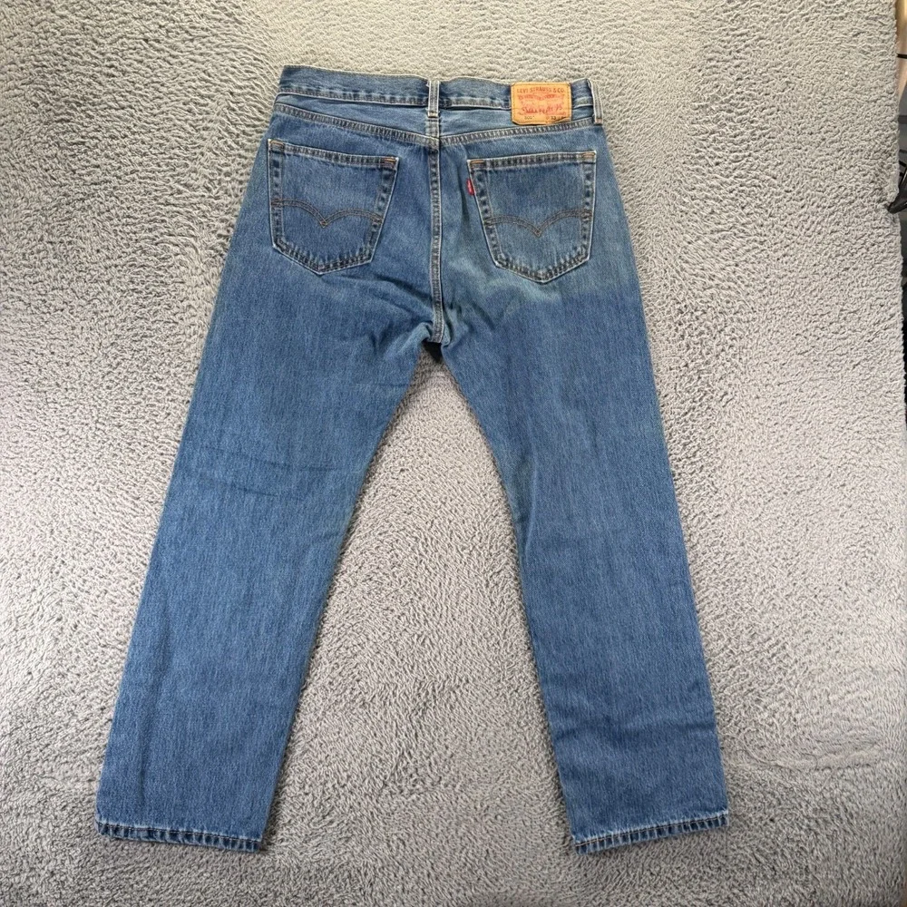 Levis before purchasing