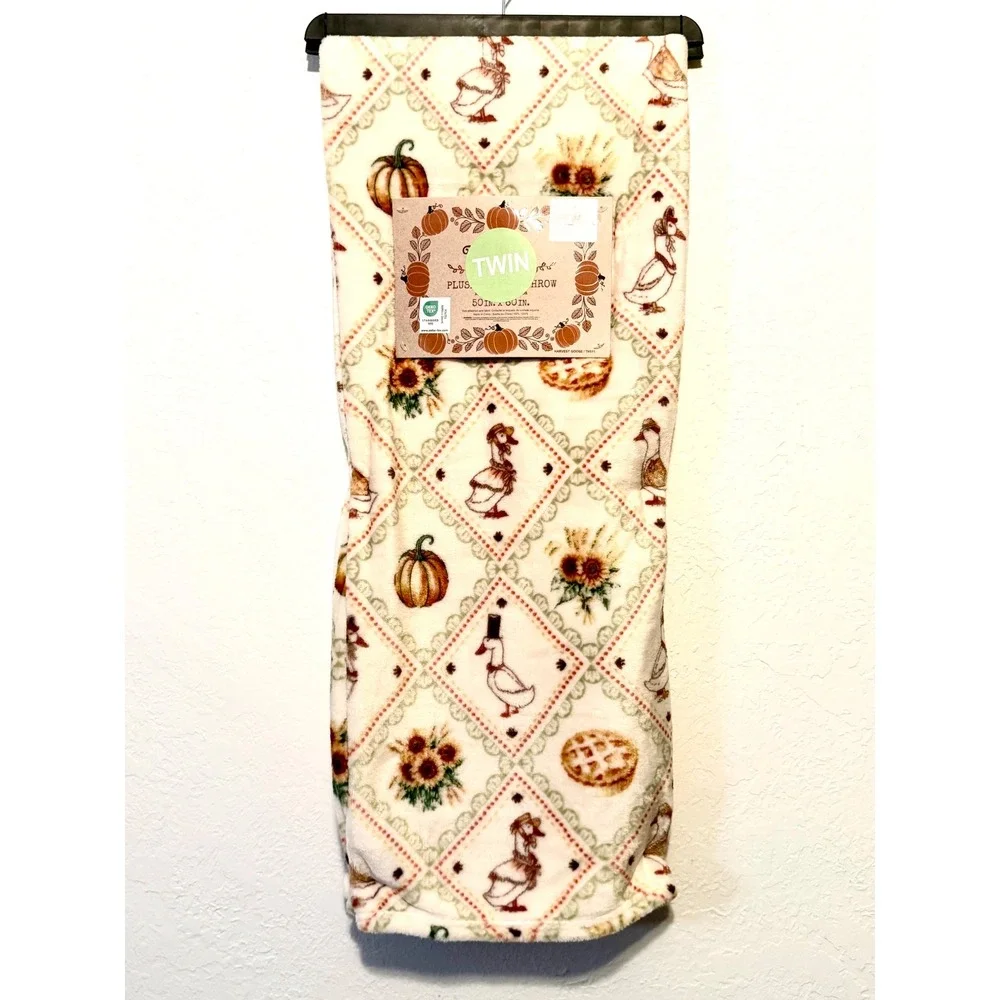 Harvest Goose RJ 1916 Plush Throw Blanket Fall Pumpkin Sunflower Twin 50x60