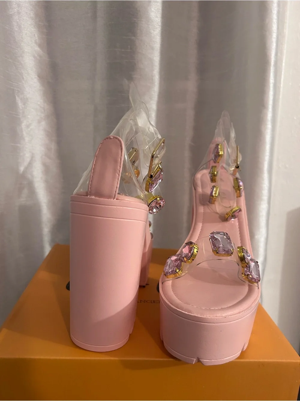 Chase + Chloe stable heel oversized
