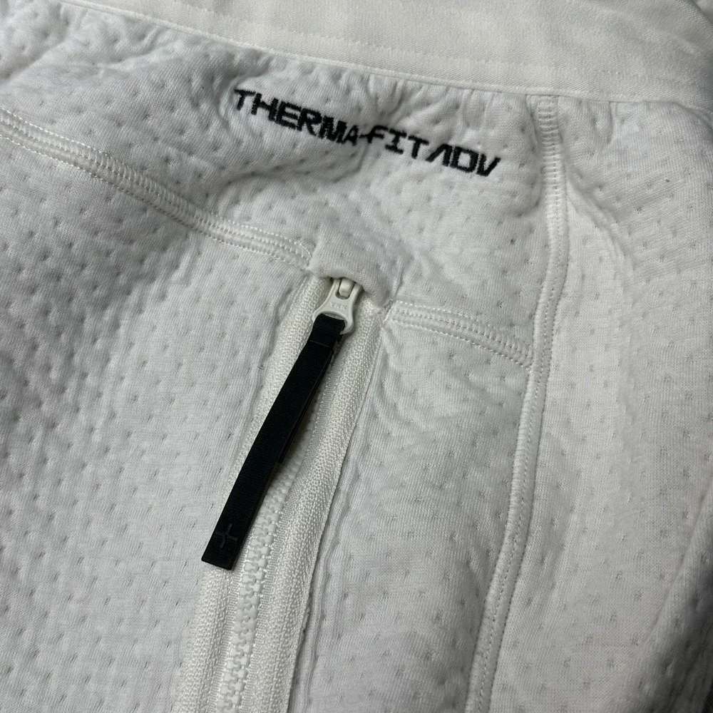 Nike tech pack