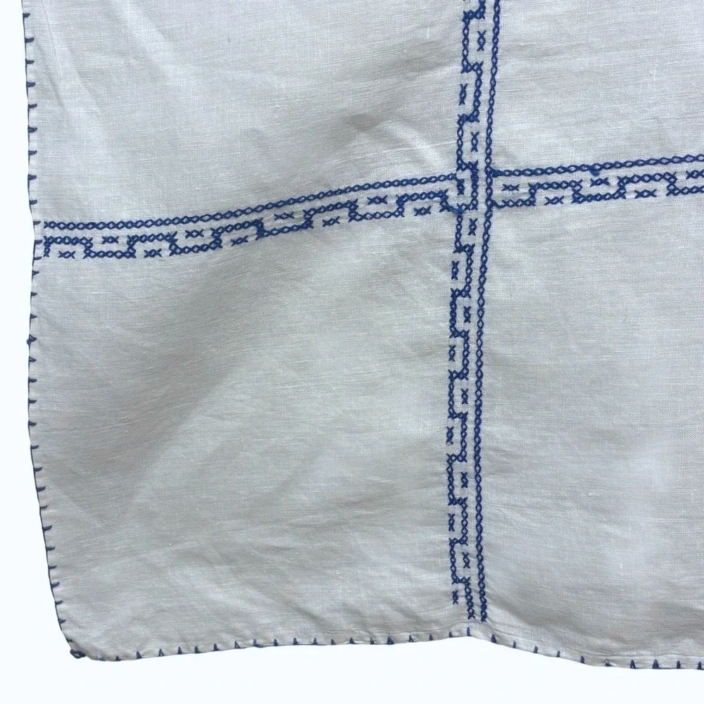 Unbranded vintage square