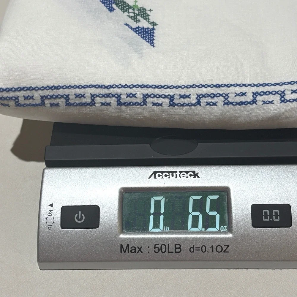 Unbranded vintage square