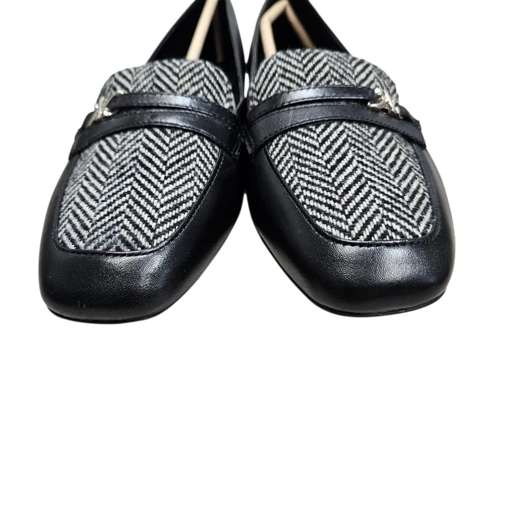 Naturalizer casual durable
