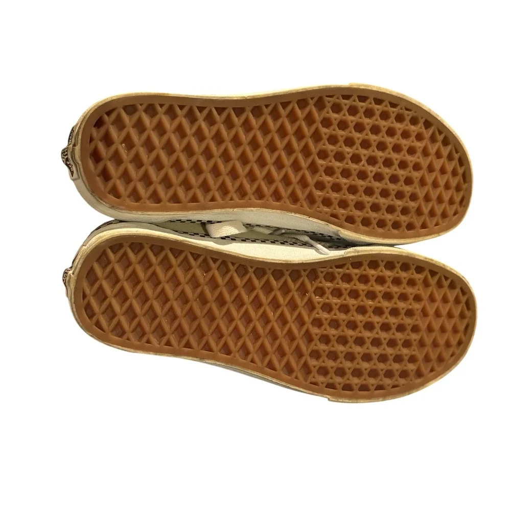 Vans up marks versatile