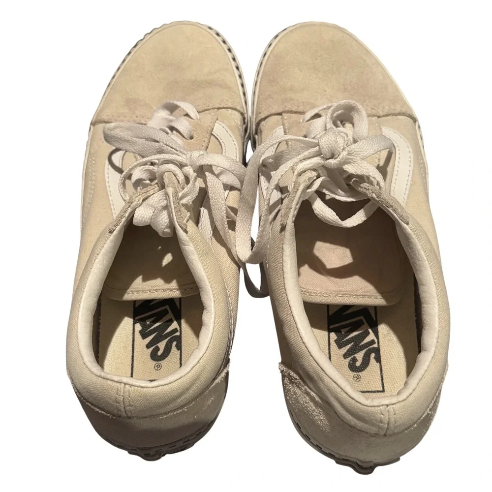 Vans paired men skate