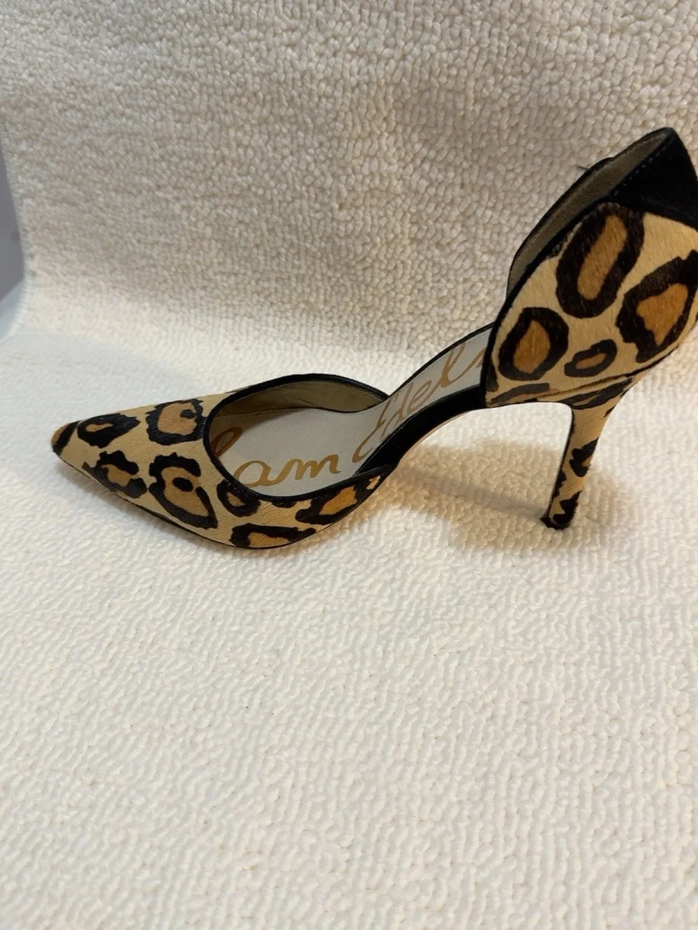 Sam Edelman sophisticated—perfect quiet that