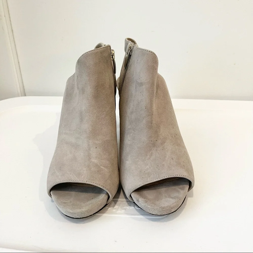 Via Spiga i’ll sole two