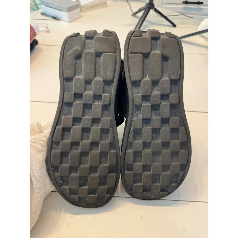Nike vista sandals