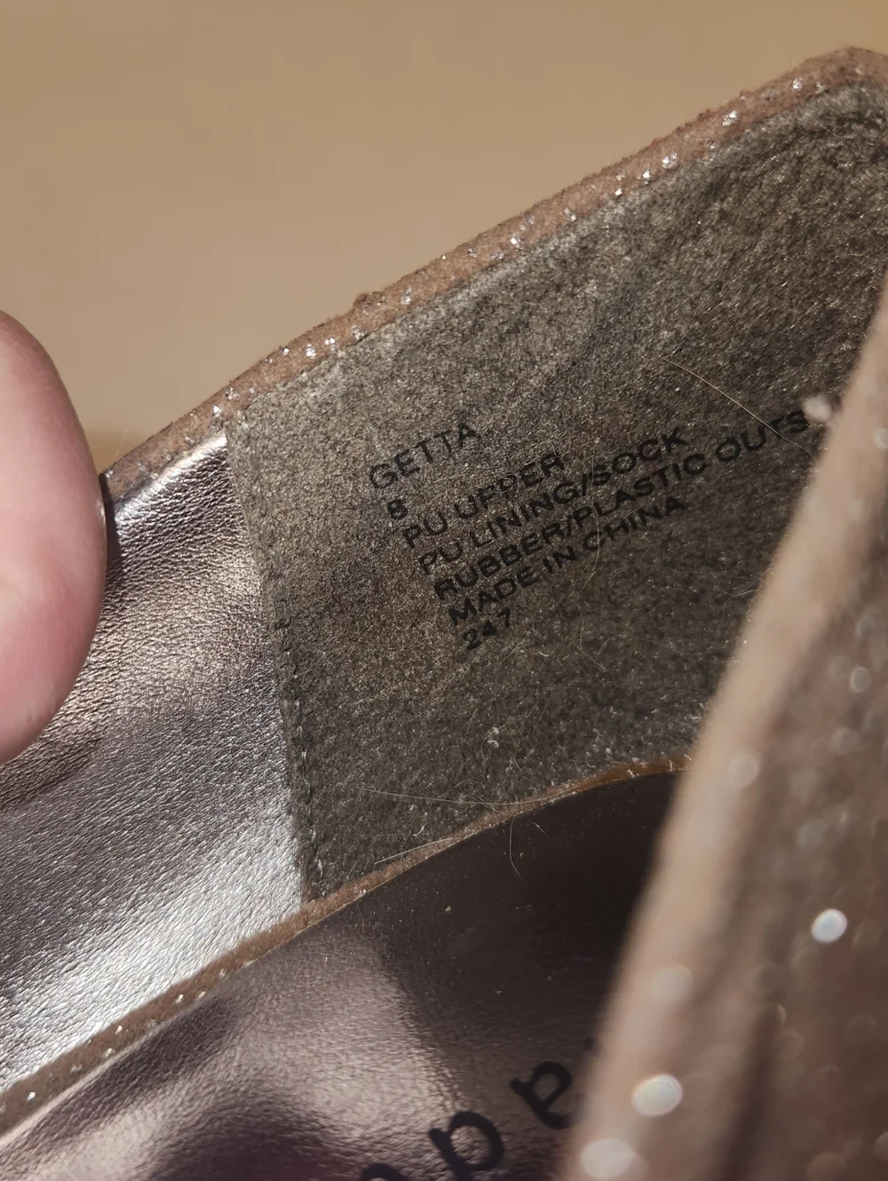 Madden Girl toe used hidden