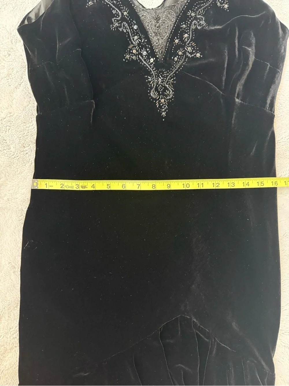 Jones New York sleeveless velvet