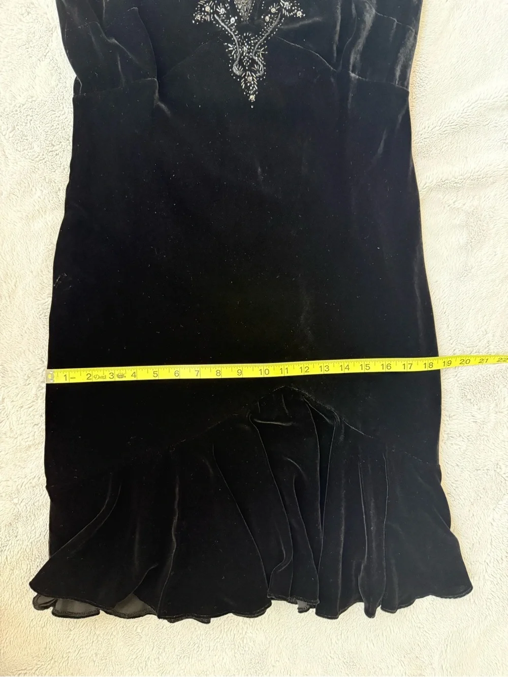 Jones New York sleeveless velvet
