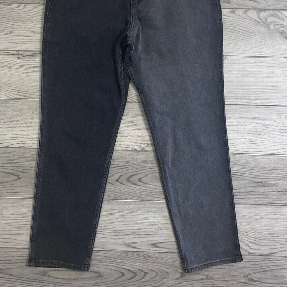 Hollister size 27x27