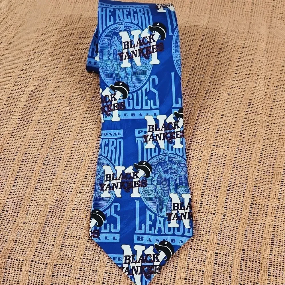 NY New York Black Yankees Silk Tie 1996