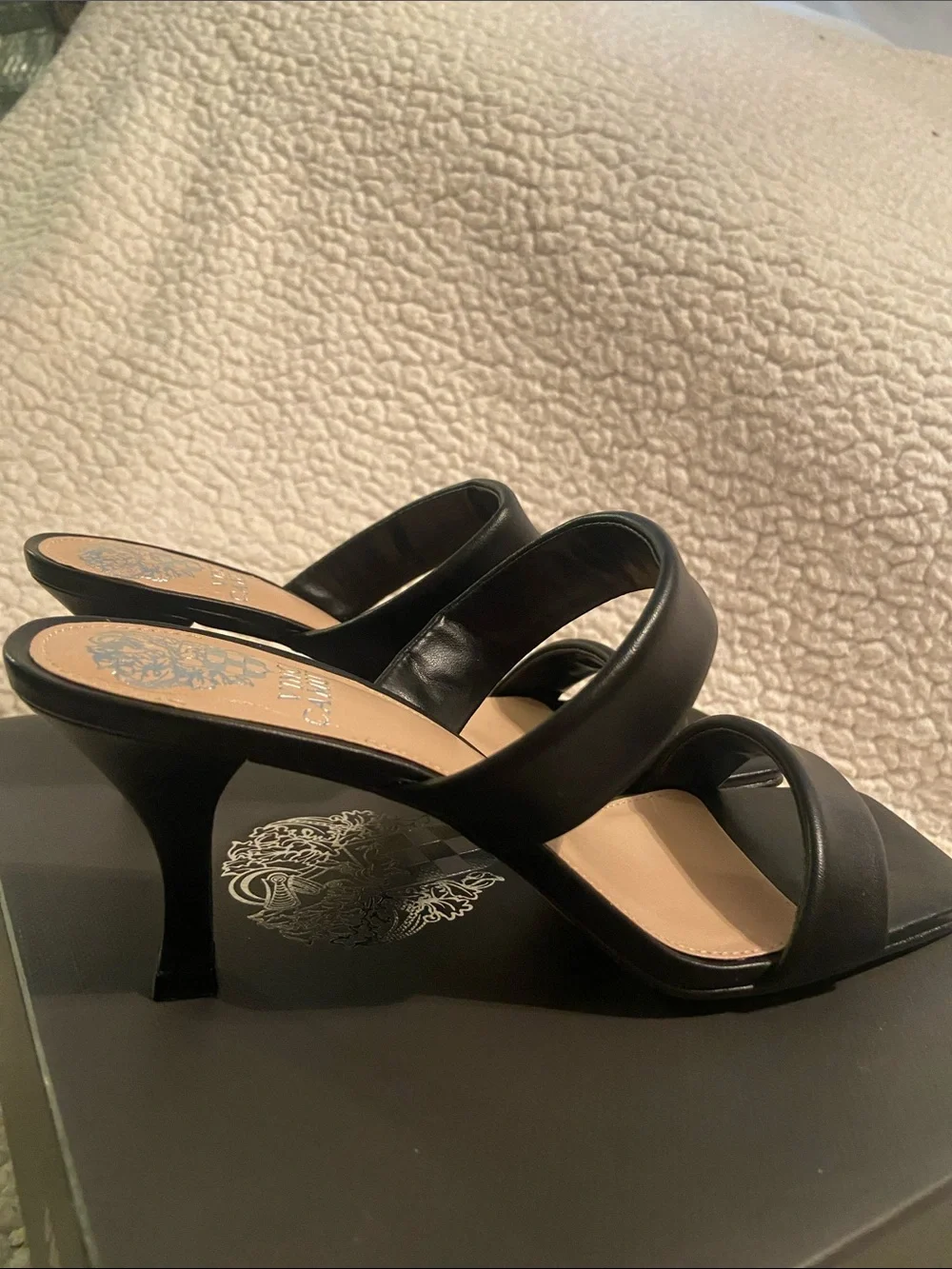 Vince Camuto chic double