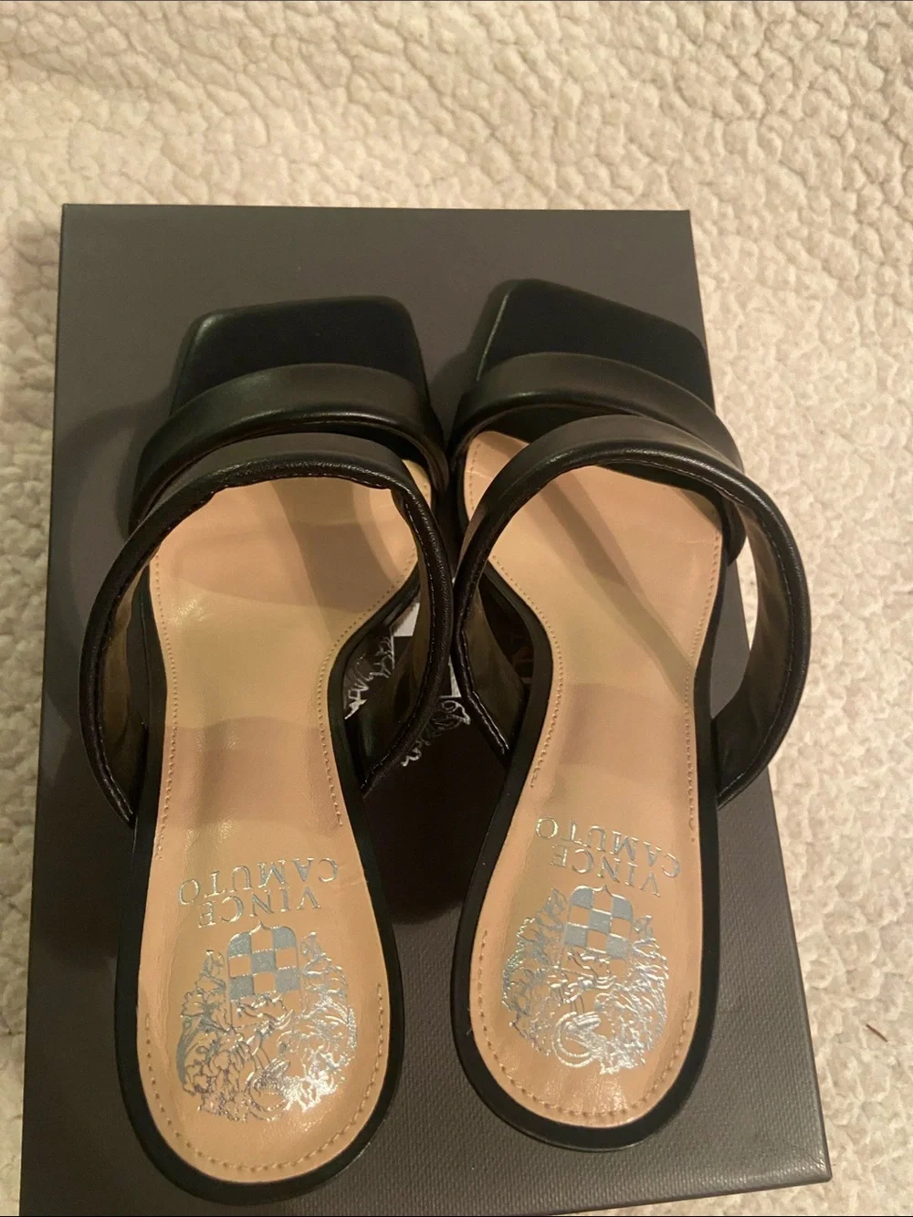 Vince Camuto chic double