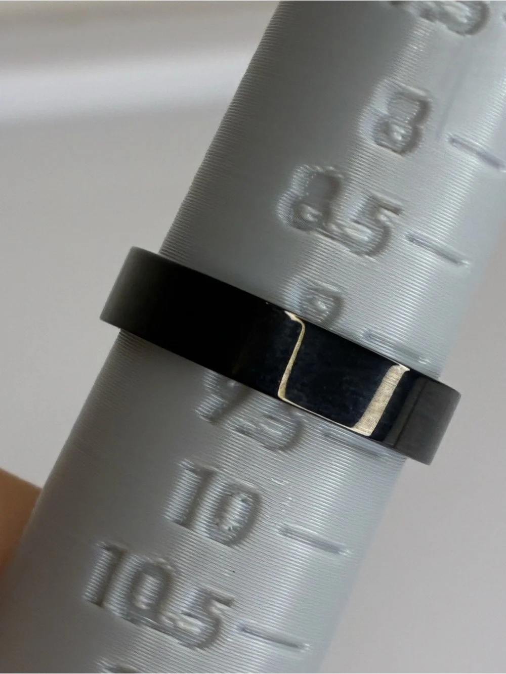 N/A black ring
