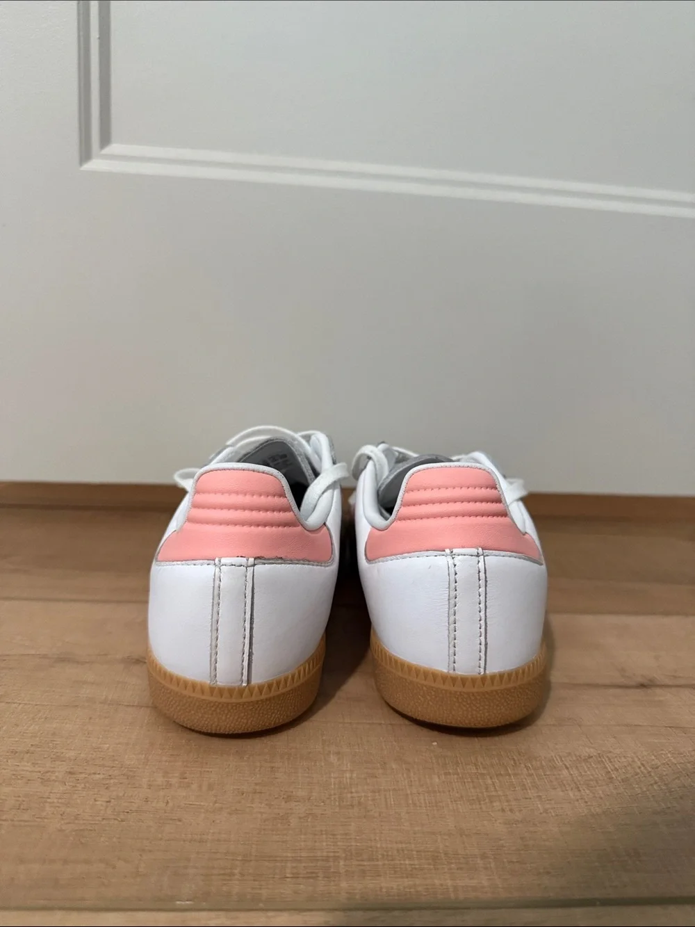 adidas comfort suede
