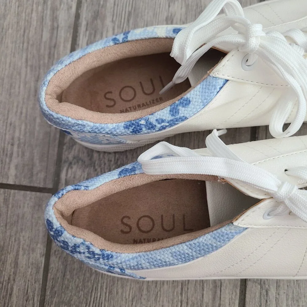 SOUL Naturalizer fresh stylish