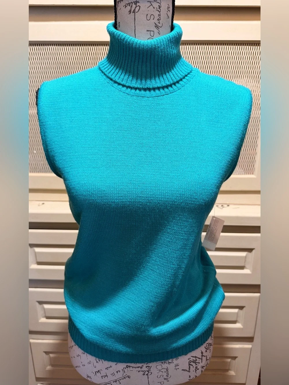 Antonella Ore rare deadstock