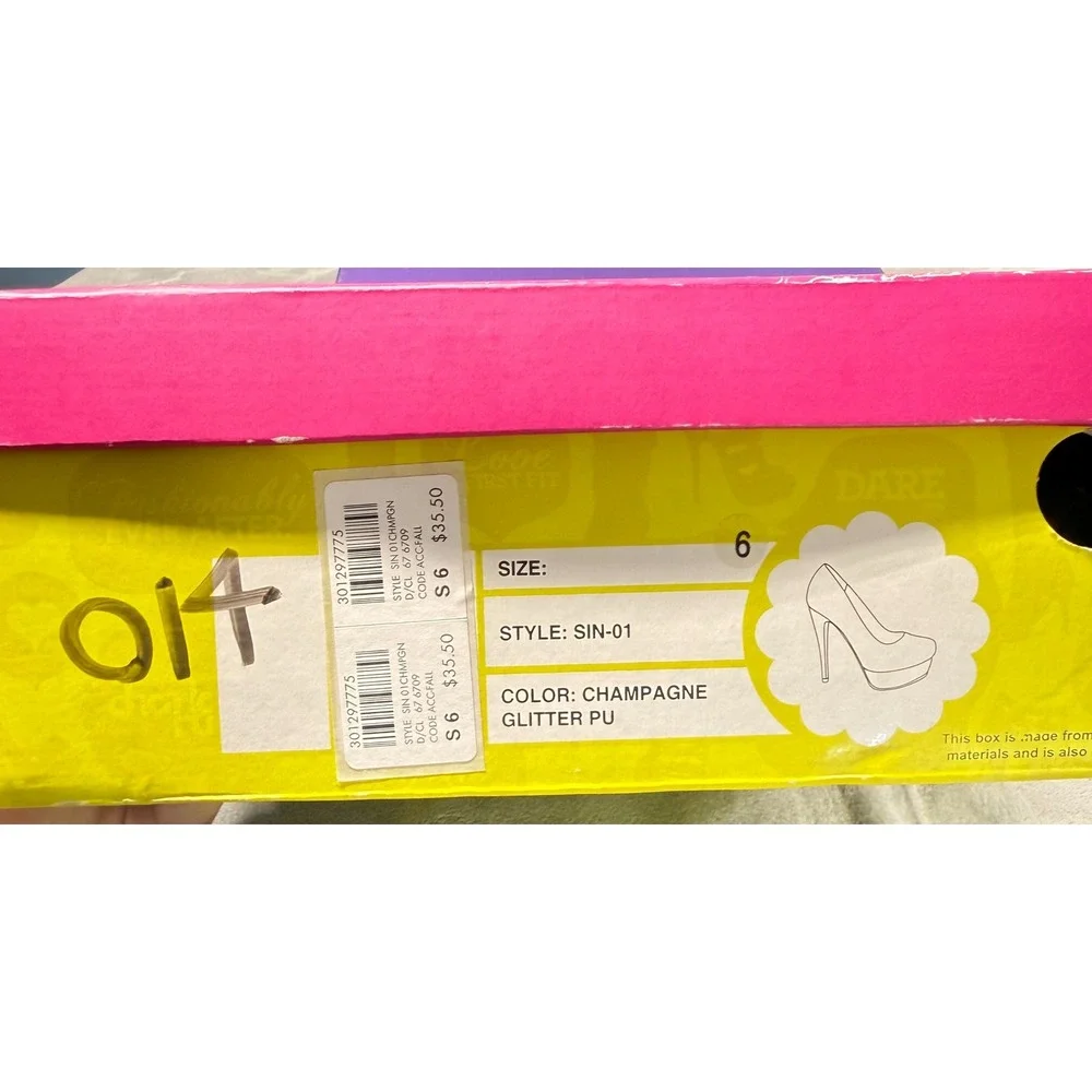 Charlotte Russe platform womens caps