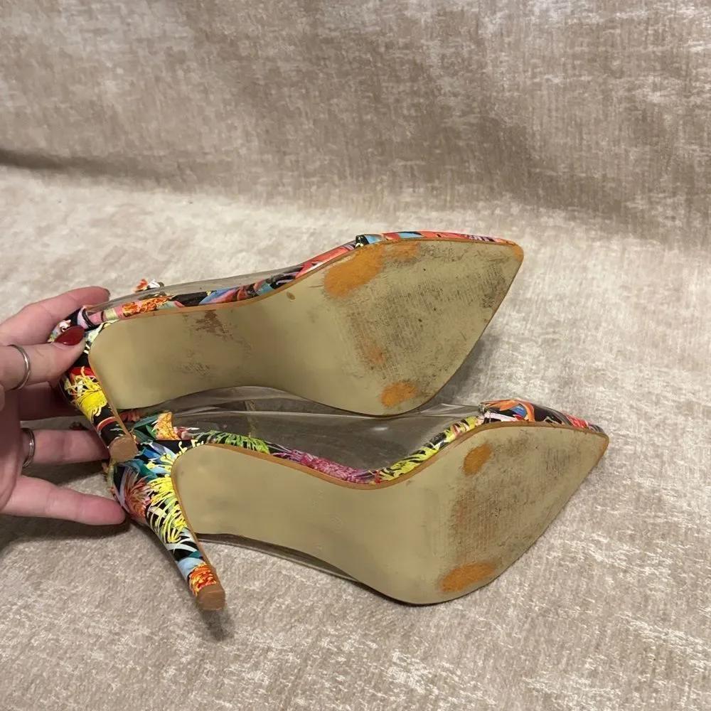 Liliana vibrant floral