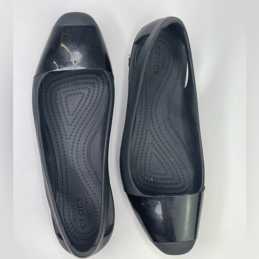 CROCS good black