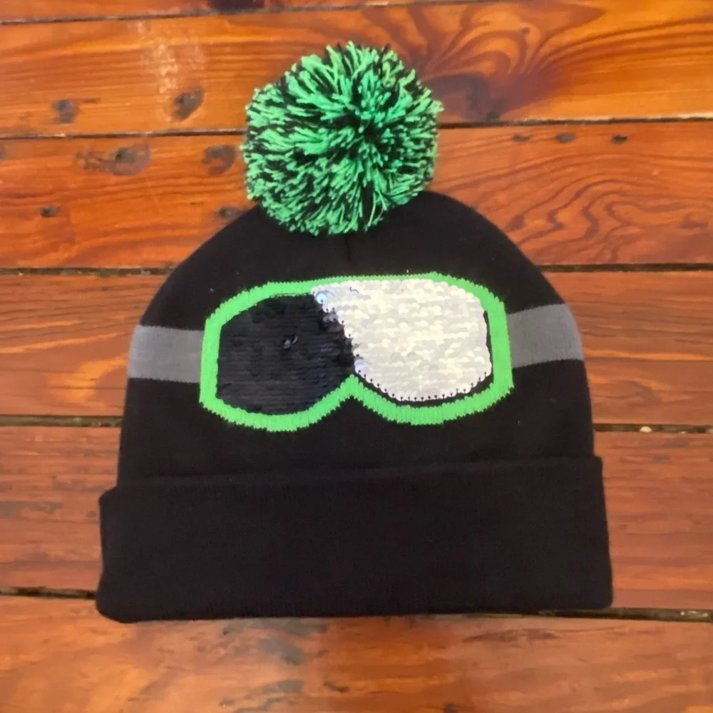 Black & Neon Green Toboggan With Color Changing Sequins Size Kids Large/XL