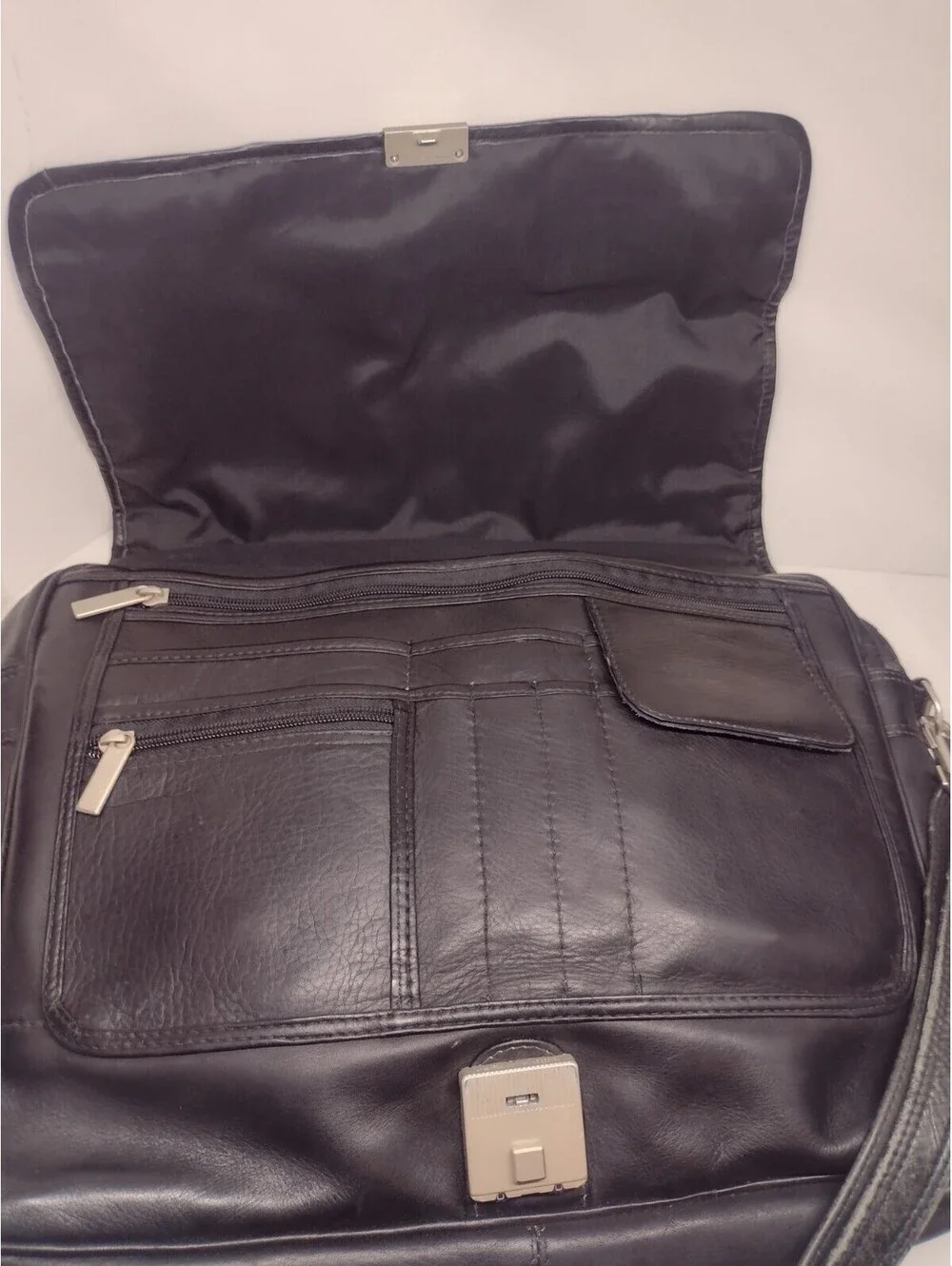 N/A vintage black