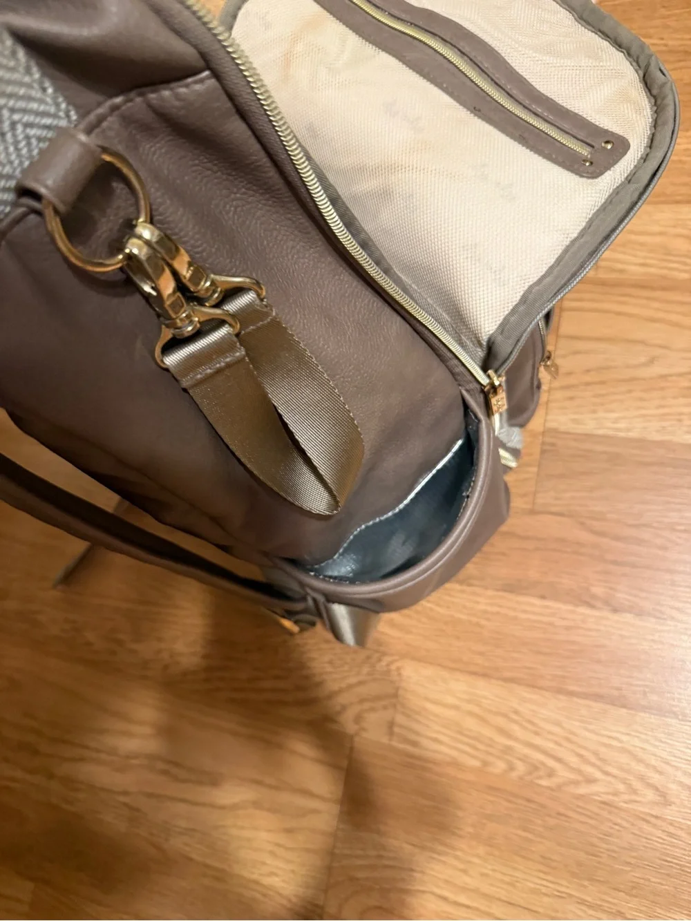 Itzy Ritzy cream taupe