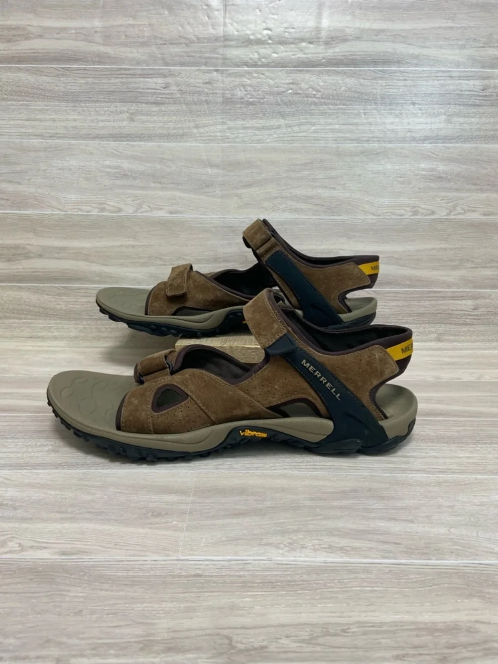 Merrell nwot men