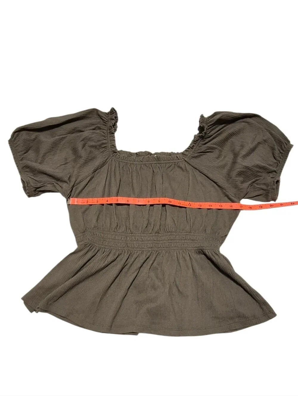 Old Navy neckline olive part