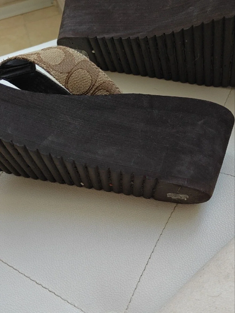 Coach wedge flip