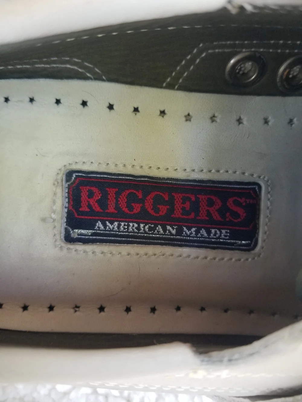 Riggers stitching wear