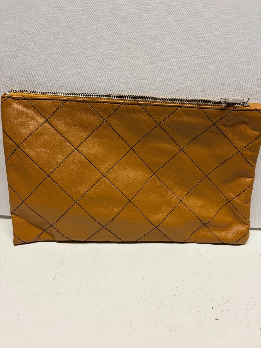 Selepaulo sleek tan