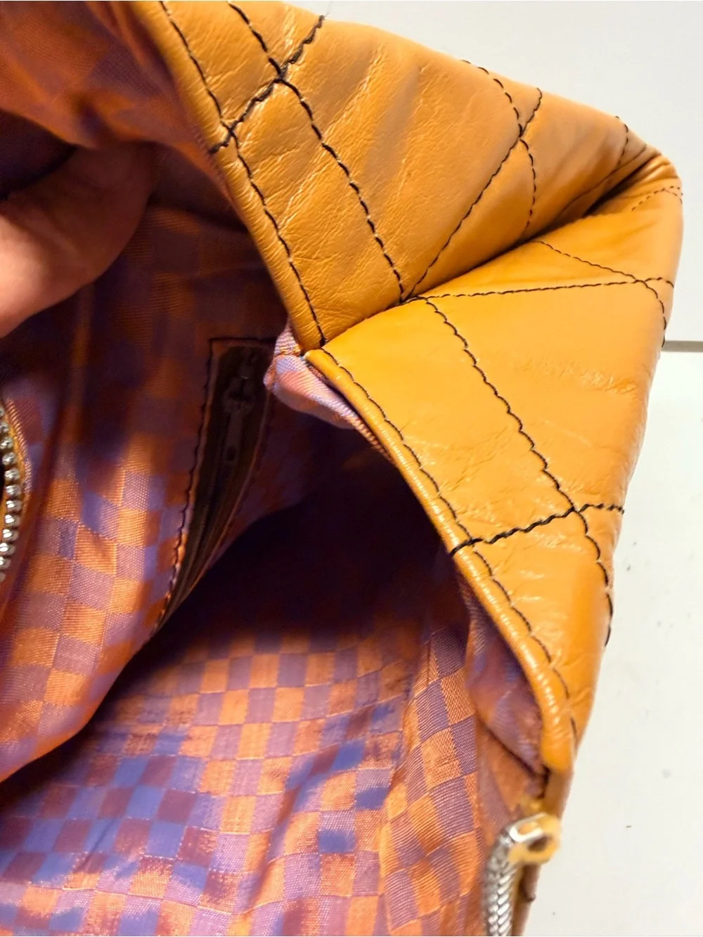 Selepaulo sleek tan
