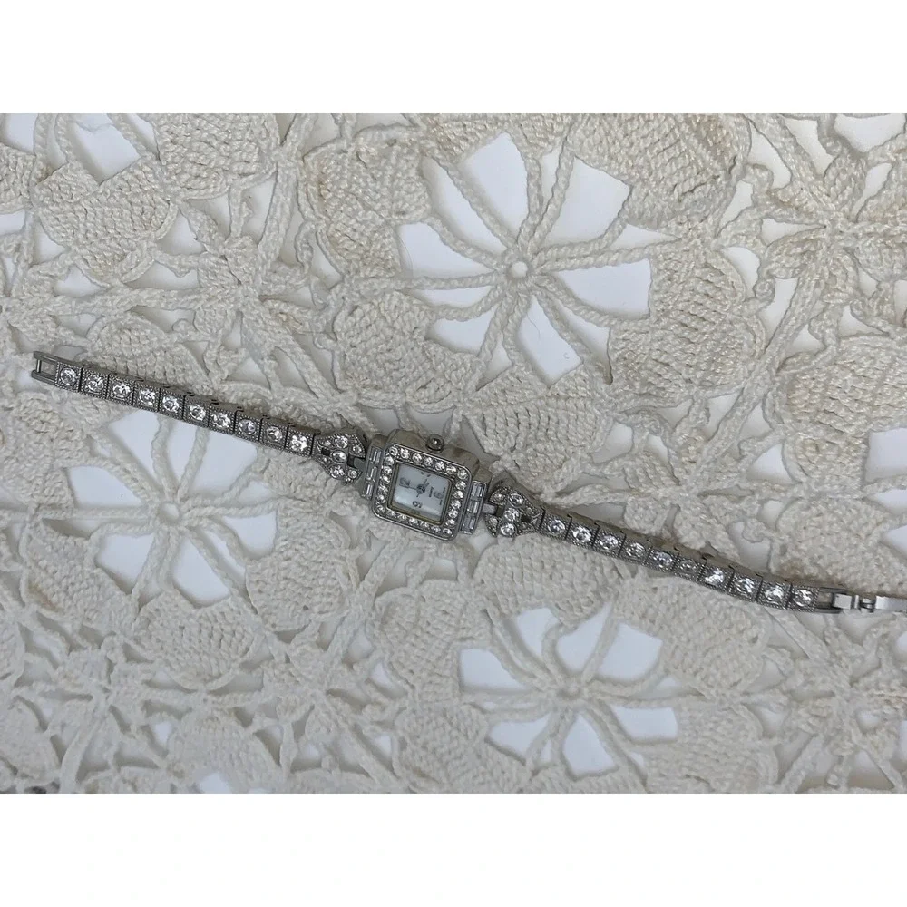 Unbranded vintage inspired