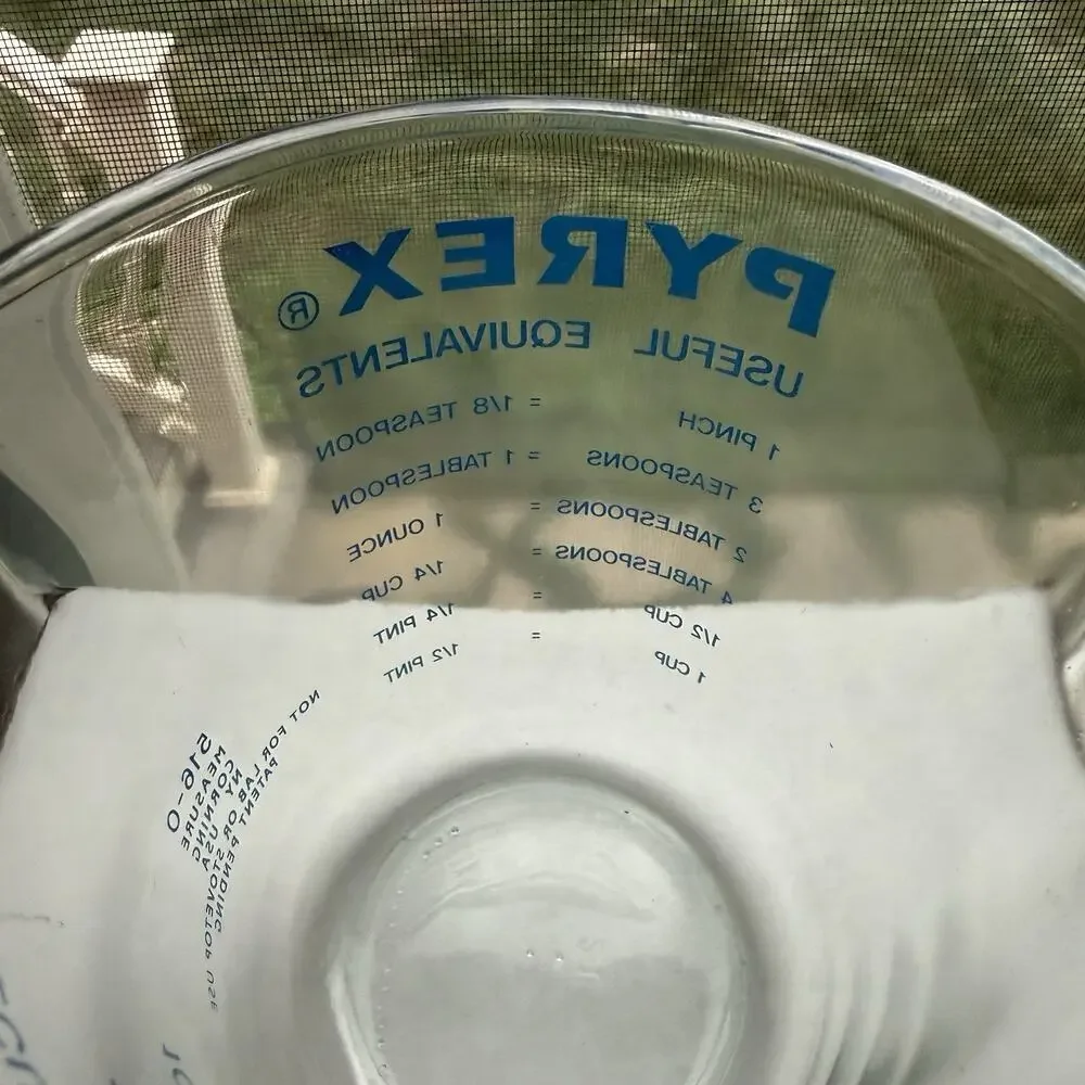 PYREX this vintage