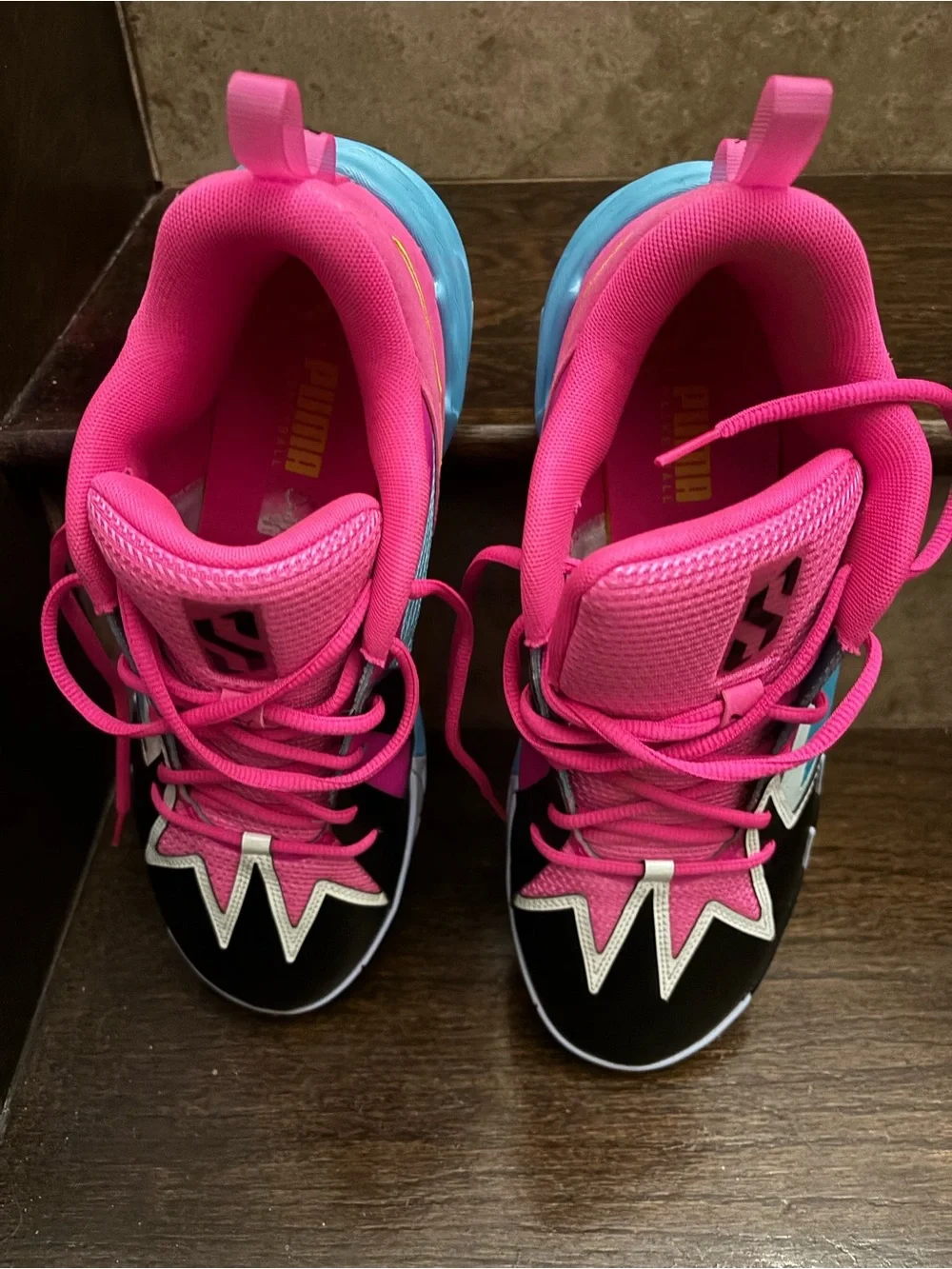 Puma vibrant hot